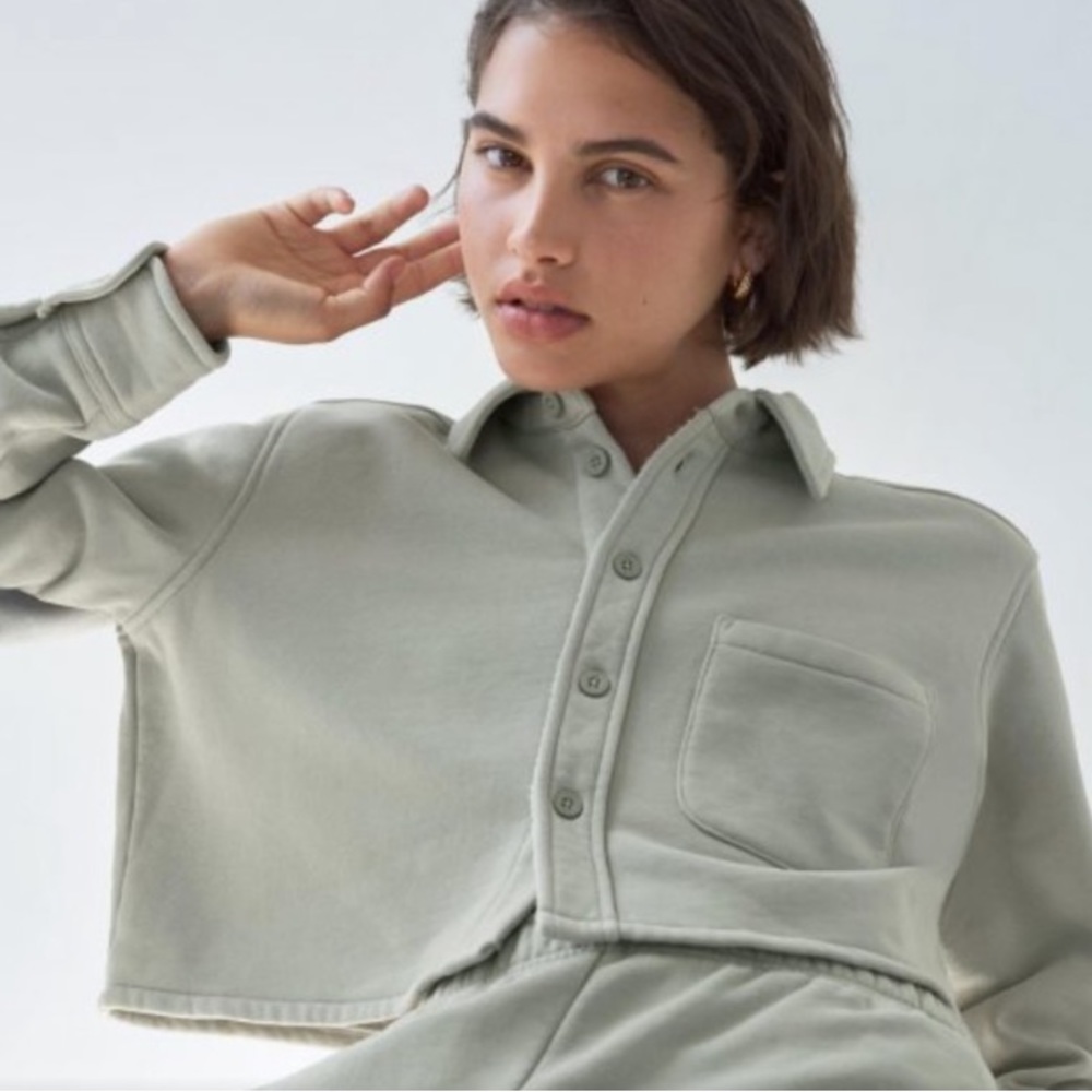 TNA Cozy Crop Size Size Large in Olive Green